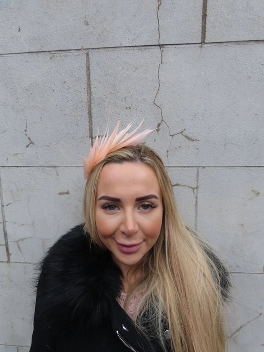 Light Peach Feather Fascinator u12701