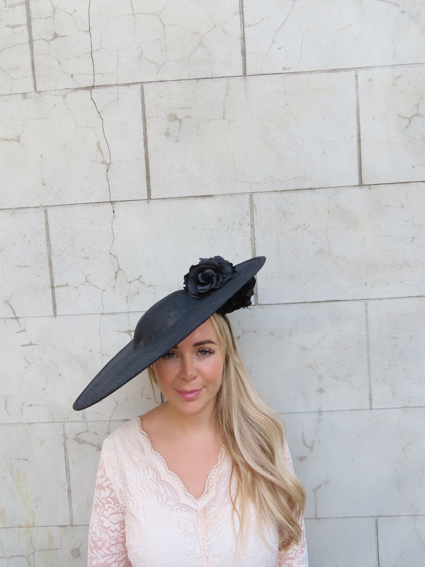 XL Black Rose Disc Hat