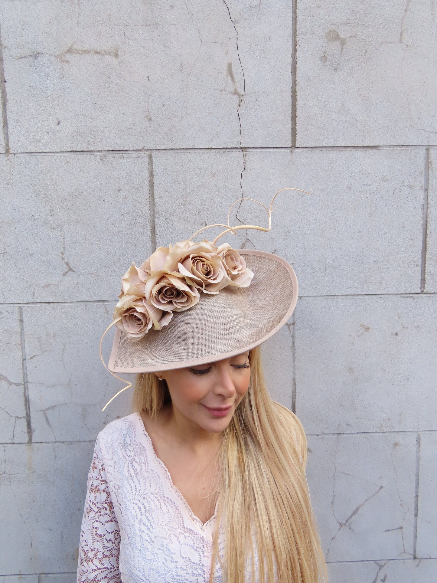 Beige Flower Teardrop Hat Fascinator