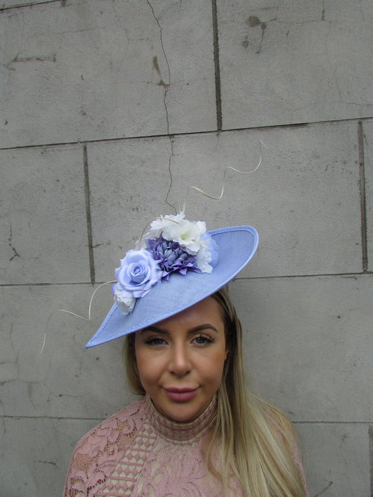 Large Cream & Cornflower Blue Teardrop Hatinator