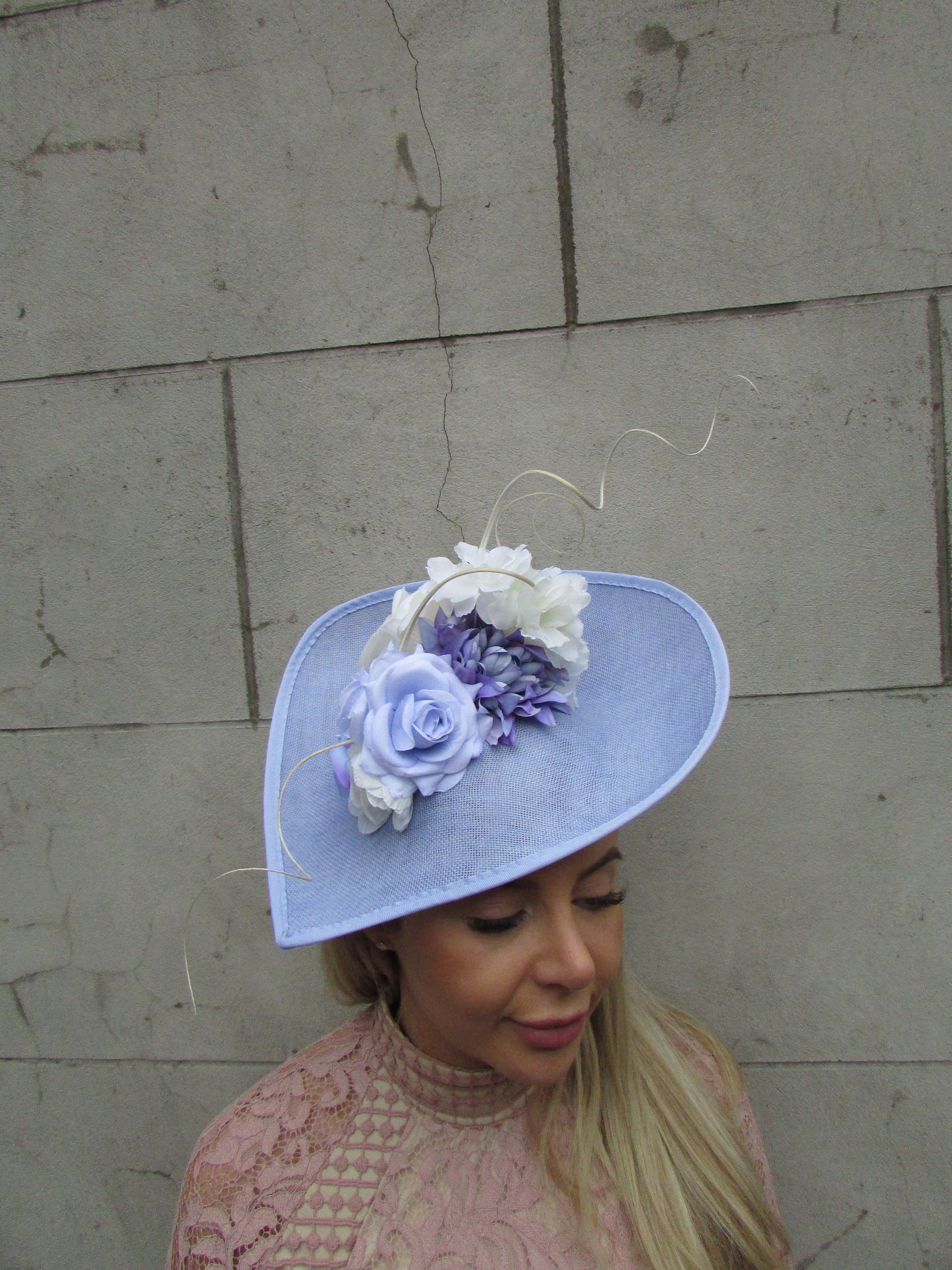 Large Cream & Cornflower Blue Teardrop Hatinator