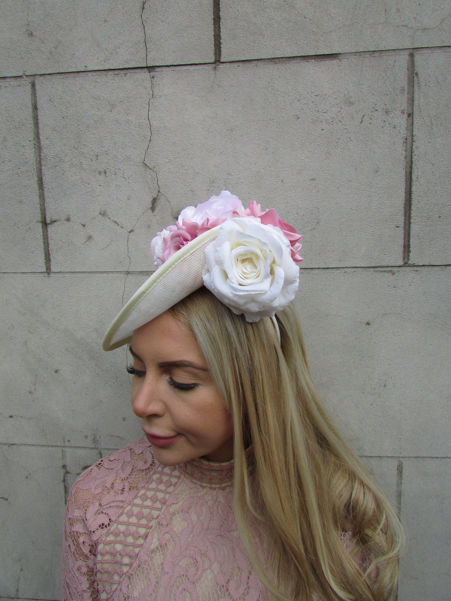 Cream & Blush Pink Floral Disc Hatinator