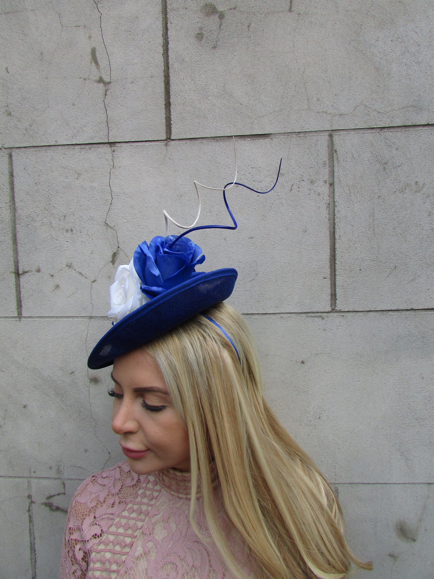 Royal Blue & Cream Flower Disc Hatinator