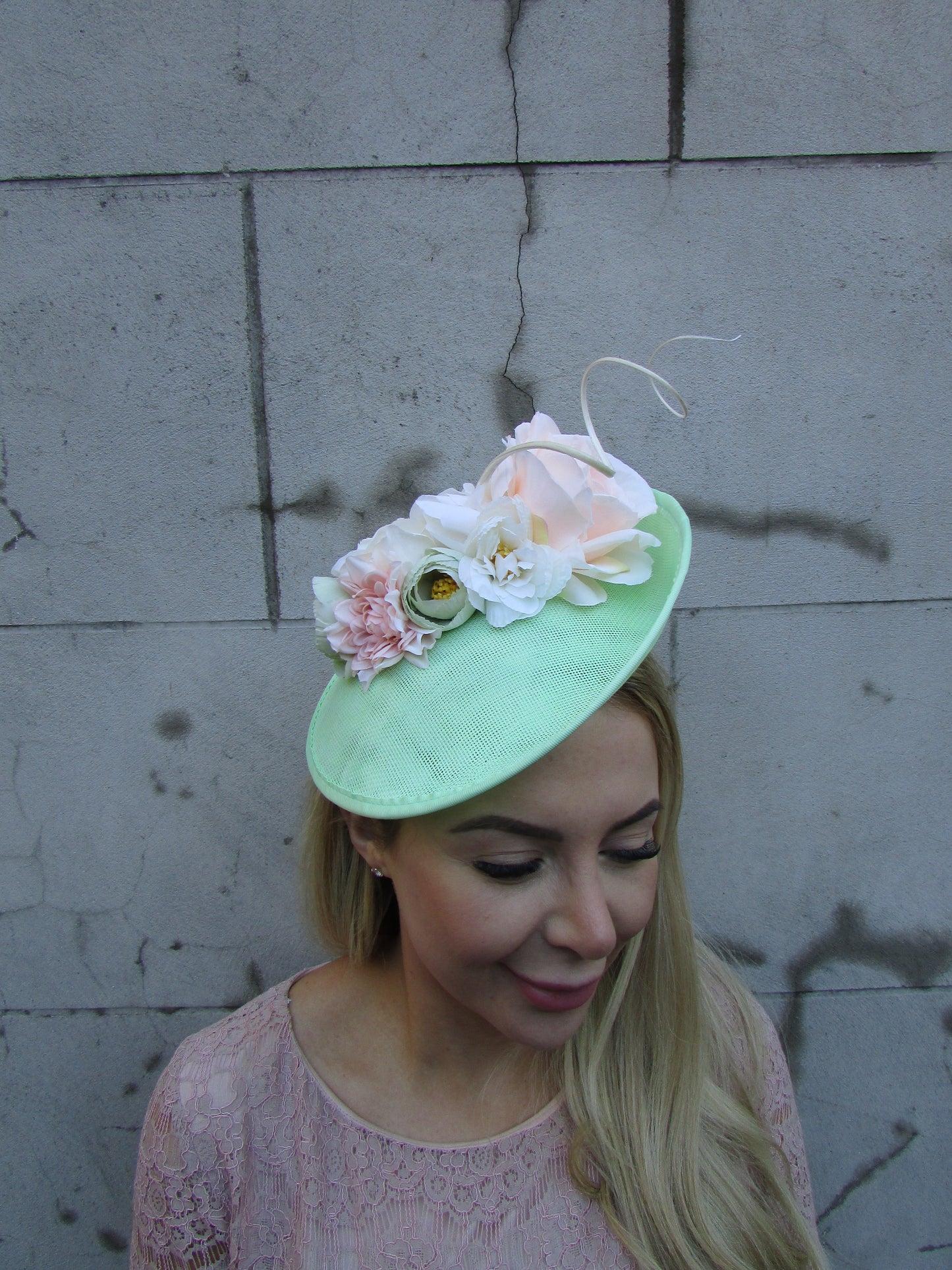 Mint Peach & Ivory Flower Hatinator
