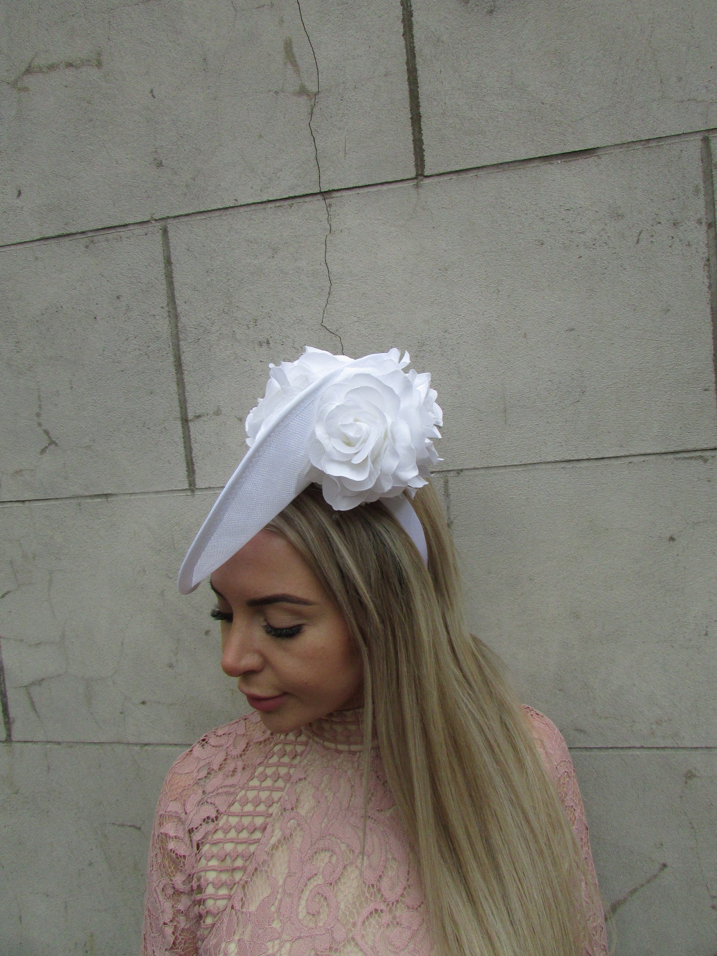 White Rose Flower Teardrop Hatinator