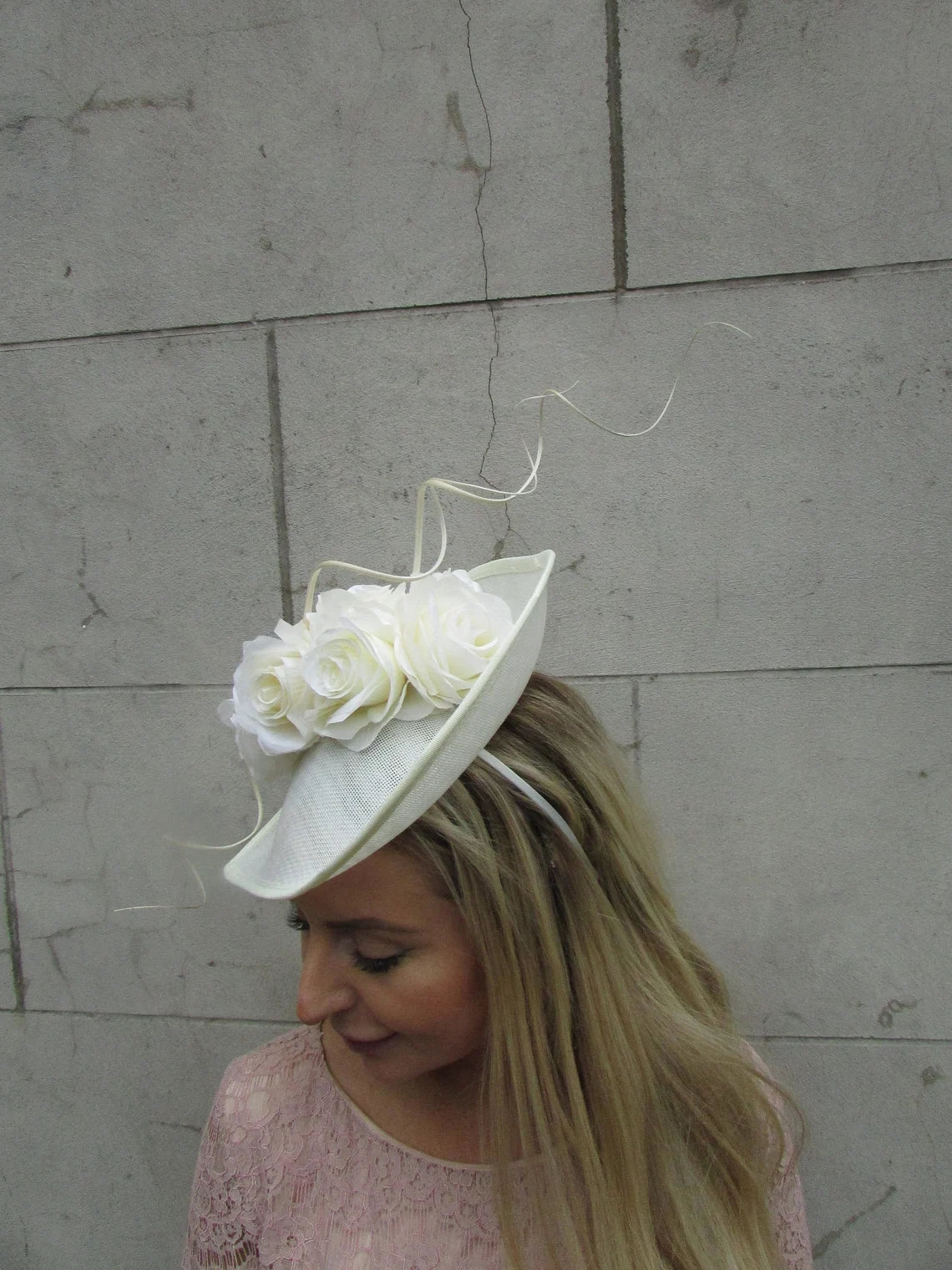 Large Cream Rose Quill Hatinator