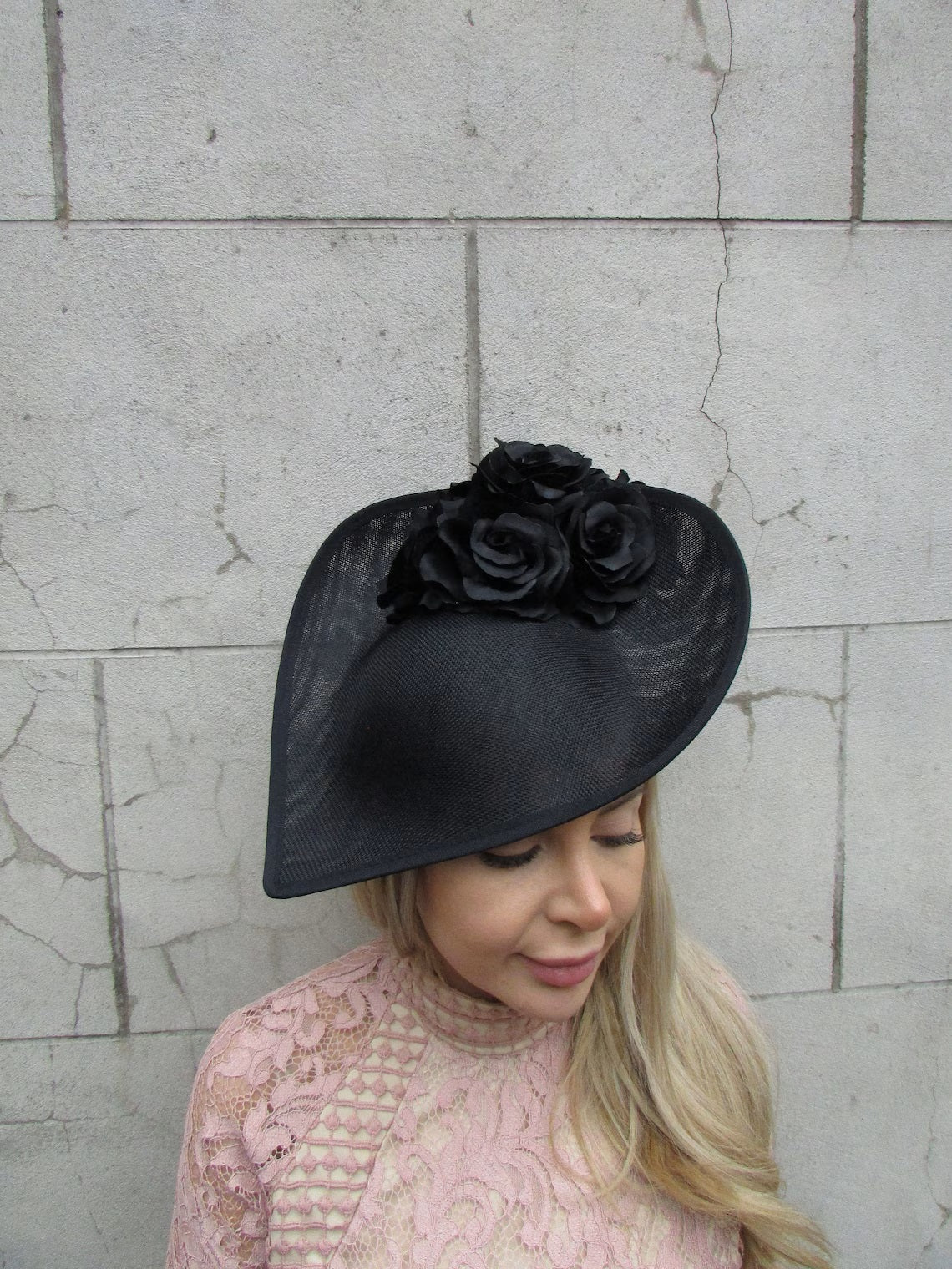 Large Black Rose Hatinator