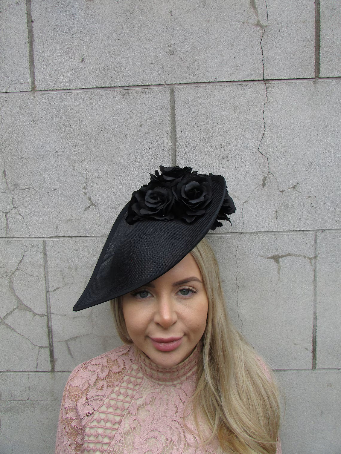 Large Black Rose Hatinator