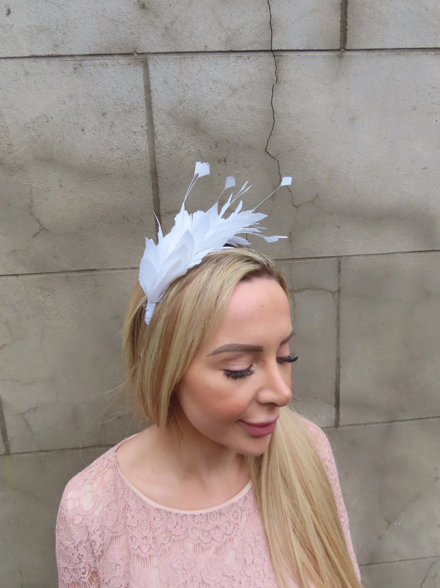White Feather Headpiece ps-5