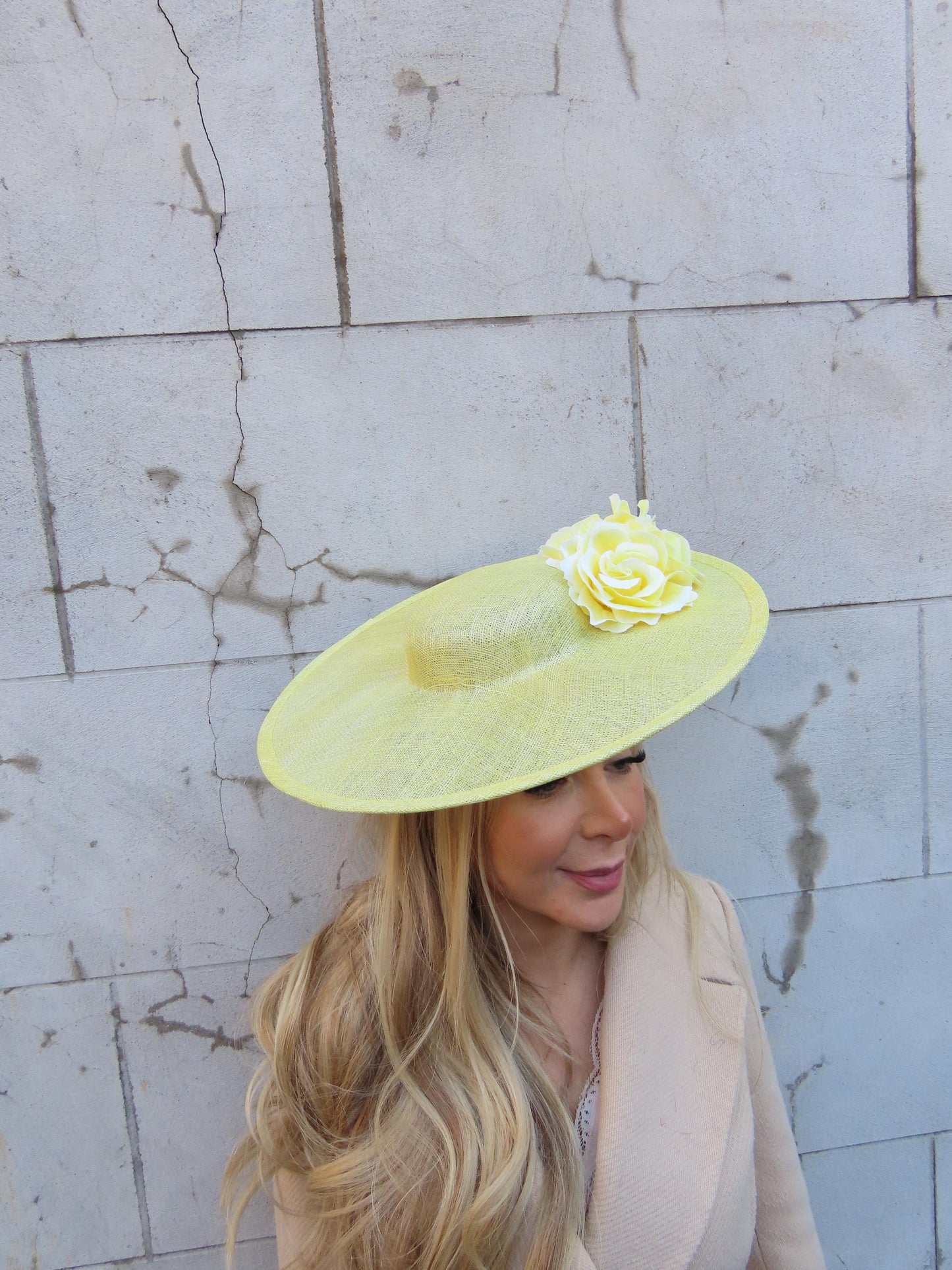 Large Lemon Boater Hatinator