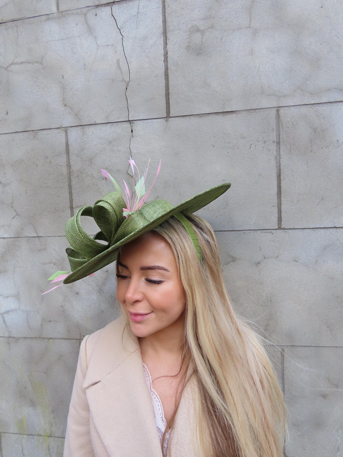 Large Olive Green & Light Pink Feather Sinamay Hatinator Hat Boater